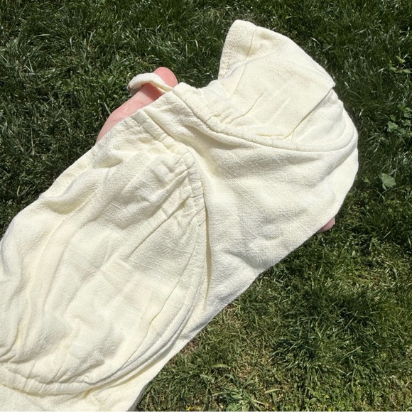 PrettyLittleThing Soft Yellow Top - Picture 11 of 12